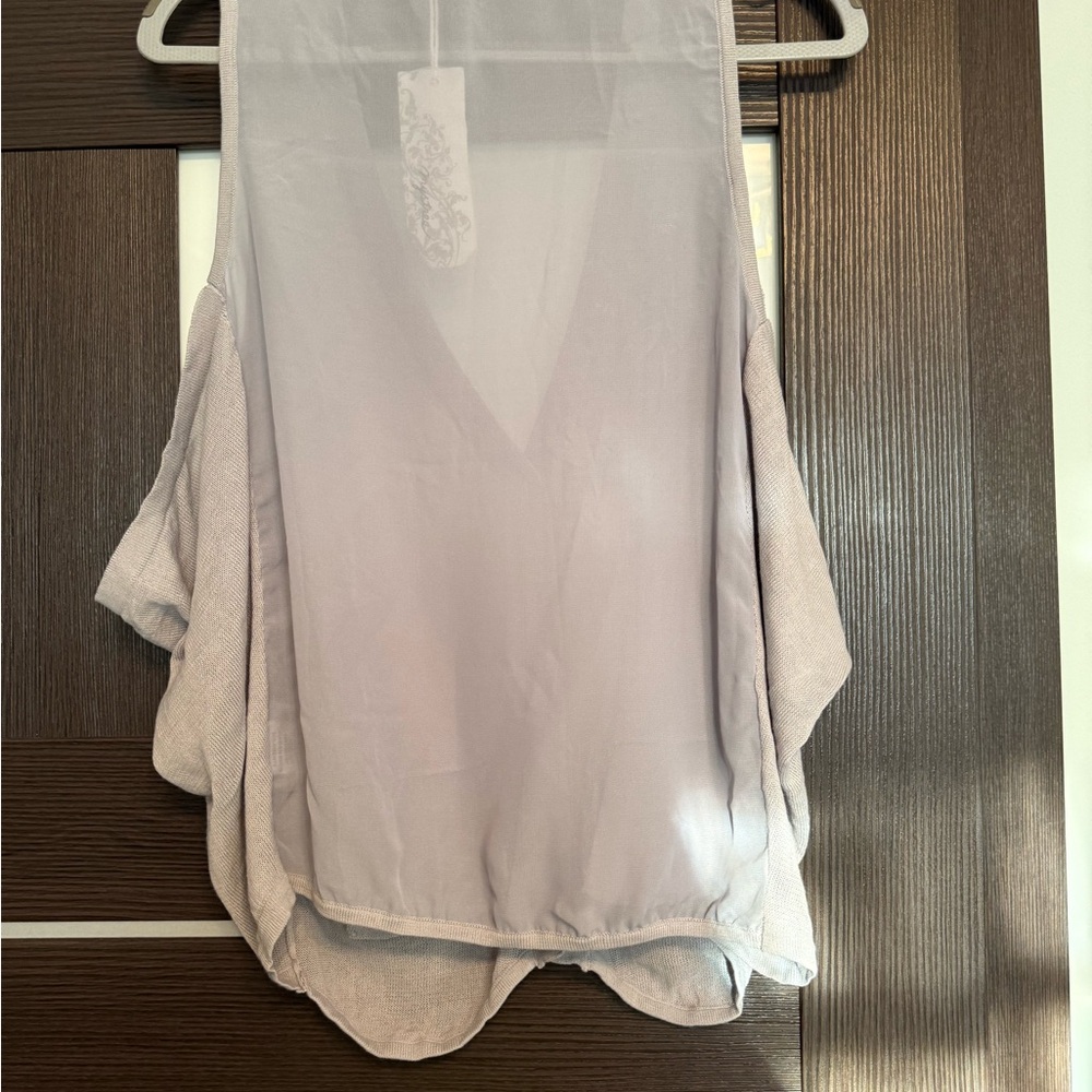 Mystree Button-Front Top - Picture 4 of 9